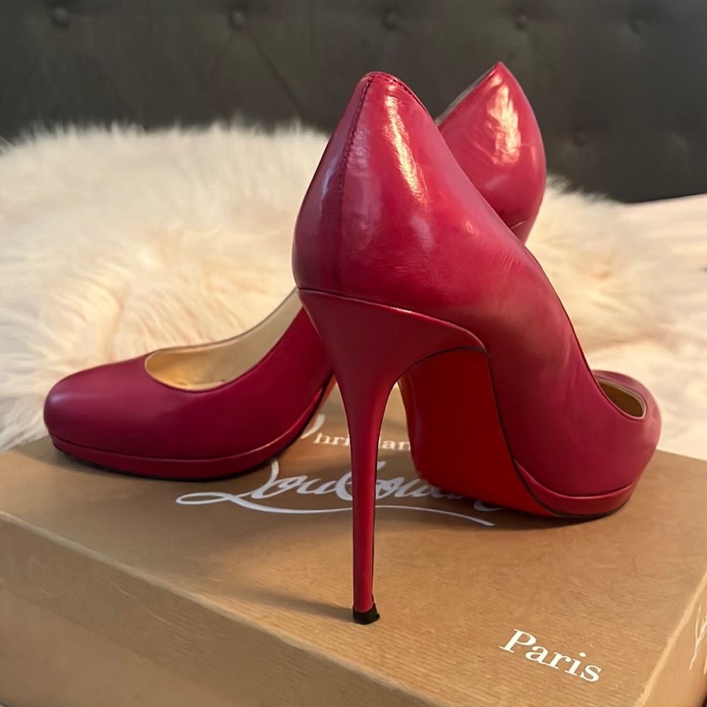 Magenta Christian Louboutin